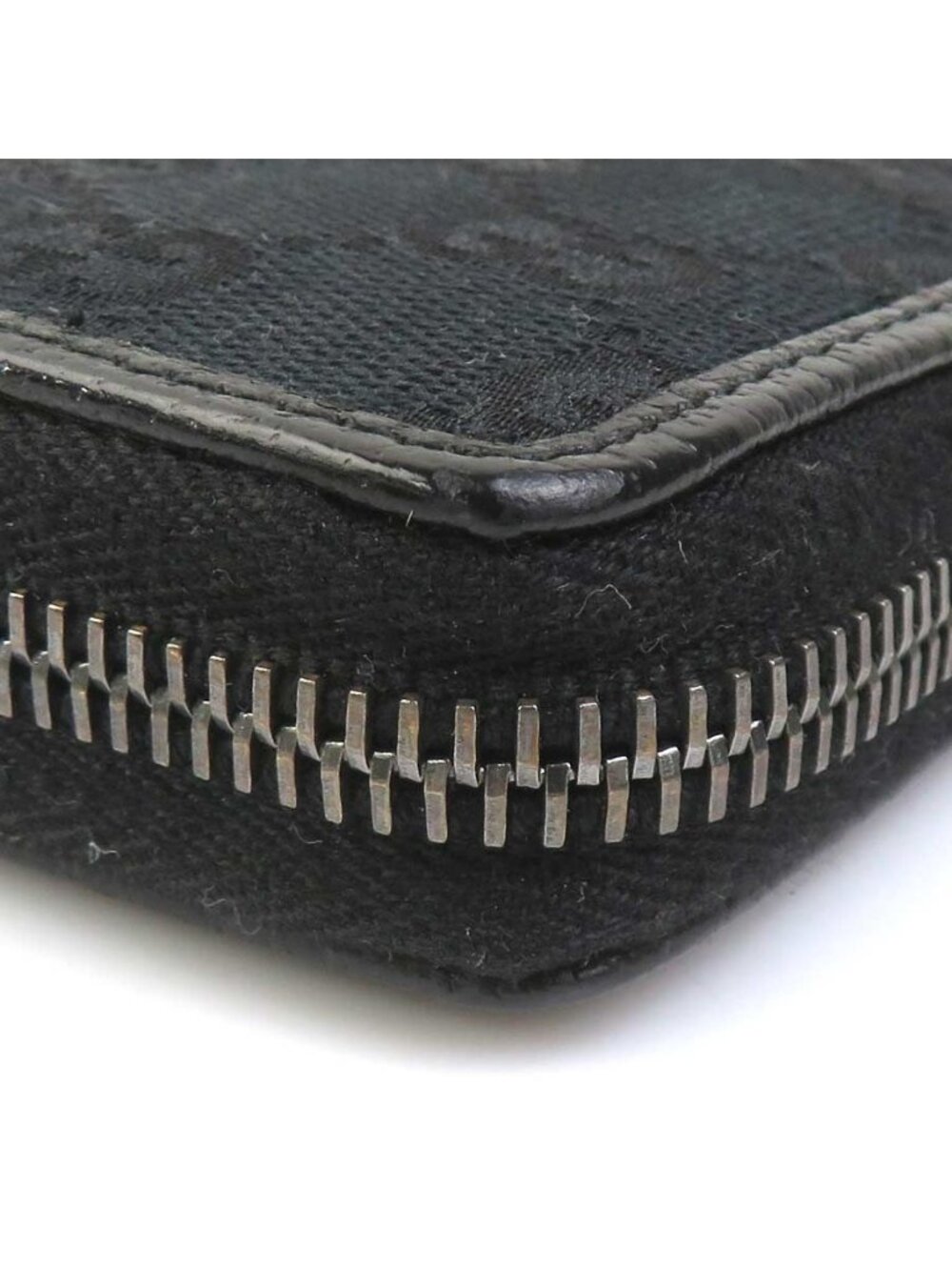 Gucci Zip Around Wallet - Picture 8 of 16